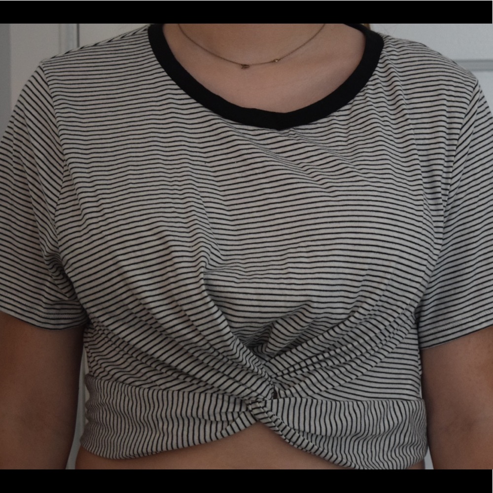 Forever 21 - Cropped Striped T-Shirt